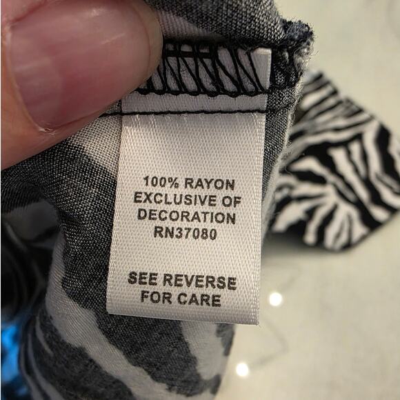 CATO Women's Zebra Print Y2K Tunic Top SZ Small - Picture 5 of 8